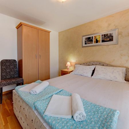Disney Apartments Budva Eksteriør billede