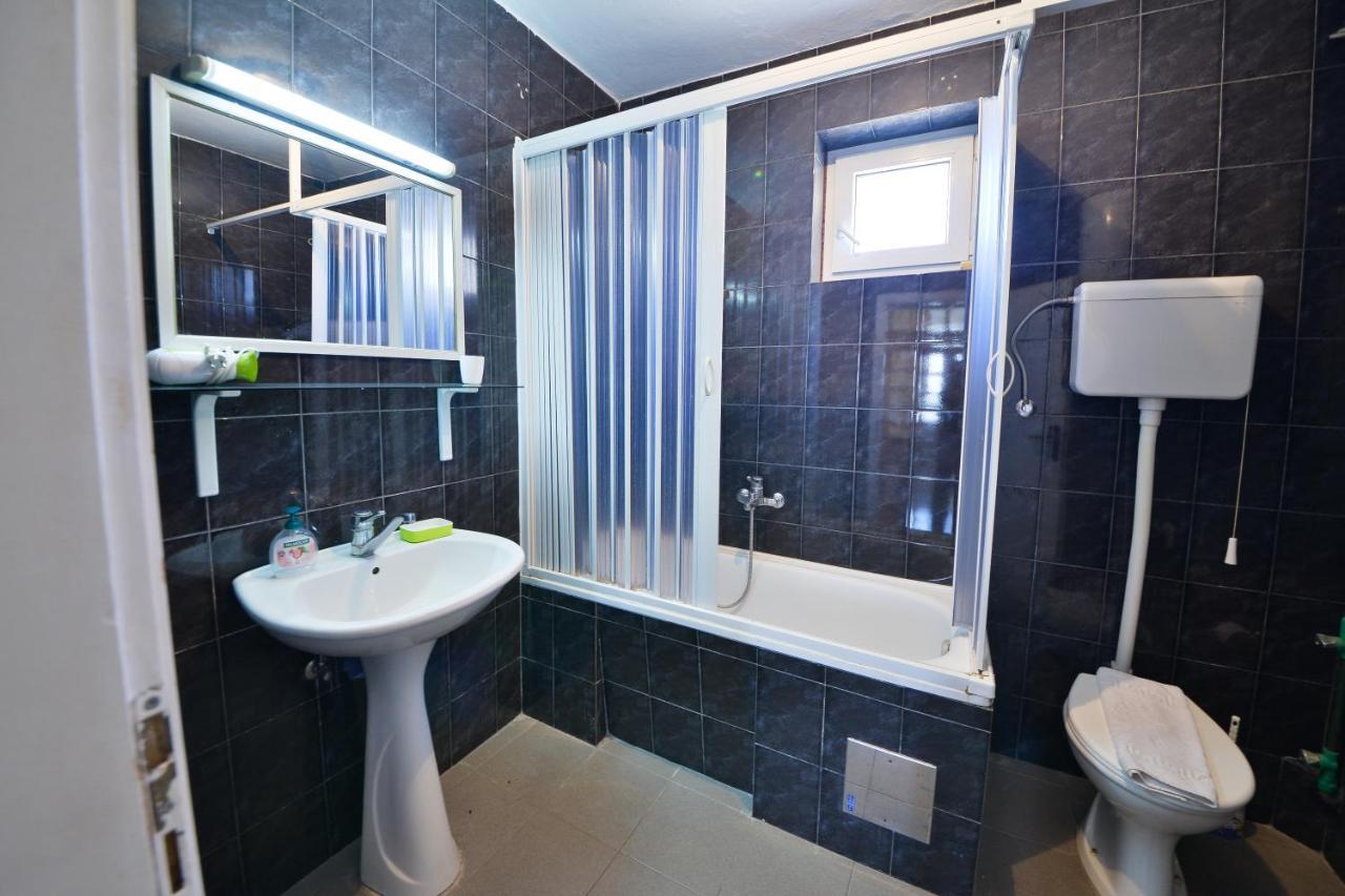Disney Apartments Budva Eksteriør billede