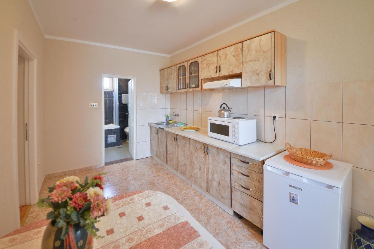 Disney Apartments Budva Eksteriør billede