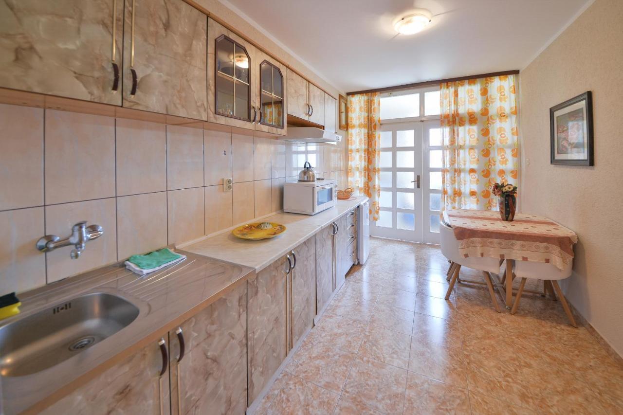 Disney Apartments Budva Eksteriør billede