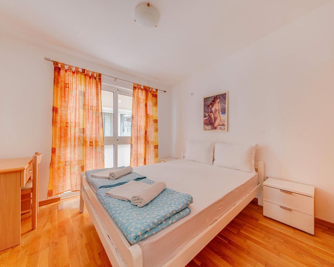 Disney Apartments Budva Eksteriør billede