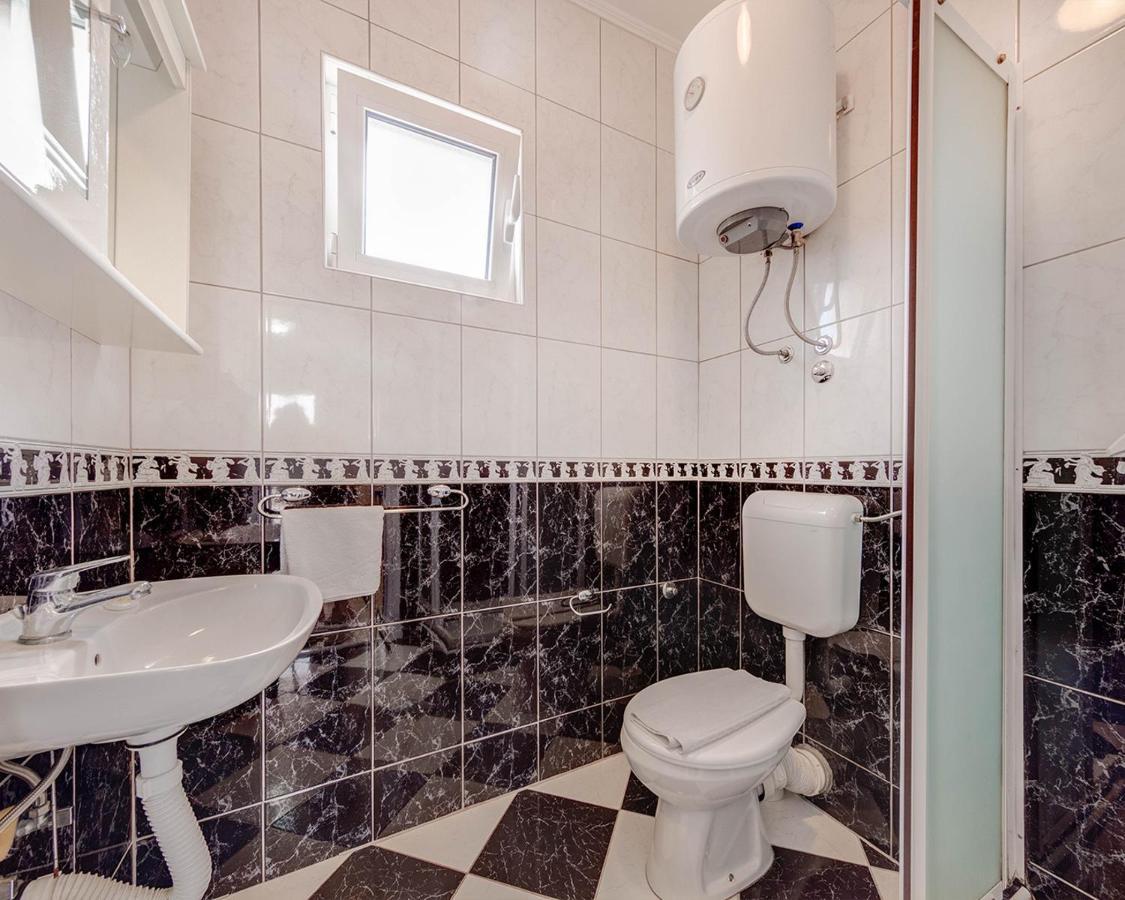 Disney Apartments Budva Eksteriør billede