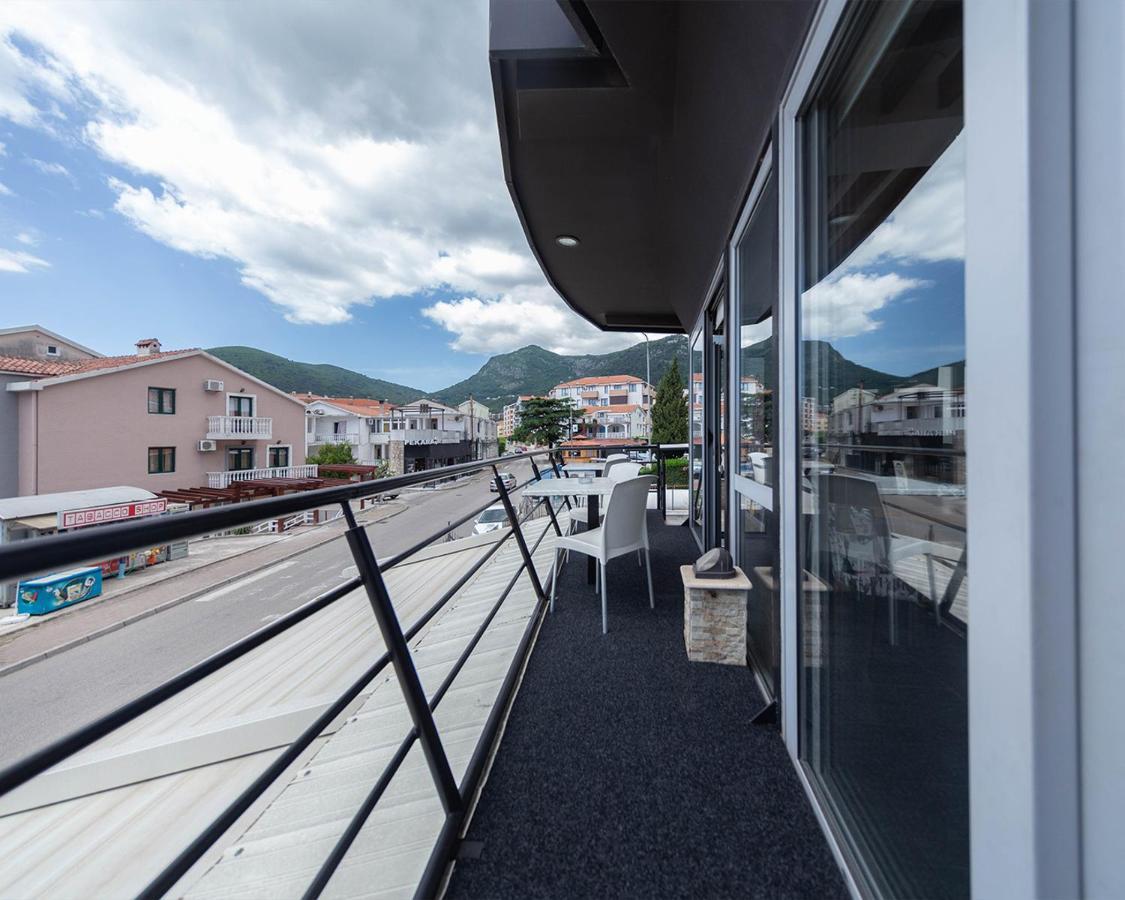 Disney Apartments Budva Eksteriør billede